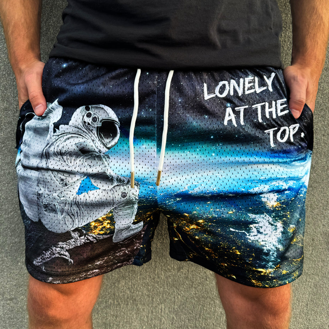 Lonely At The Top - Essential Mesh short