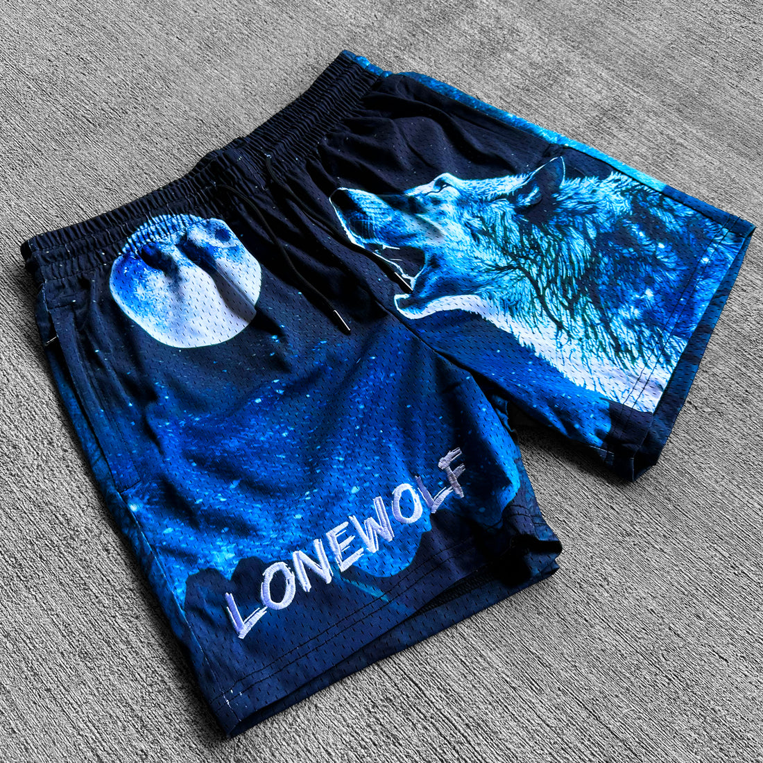 Lone Wolf - Essential Mesh short